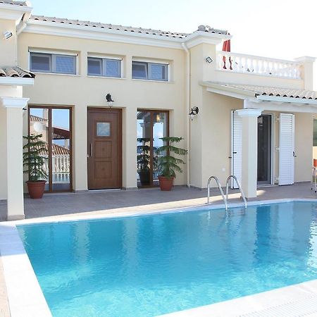 Villa De La Mer Agios Stefanos Avliotes  Екстер'єр фото