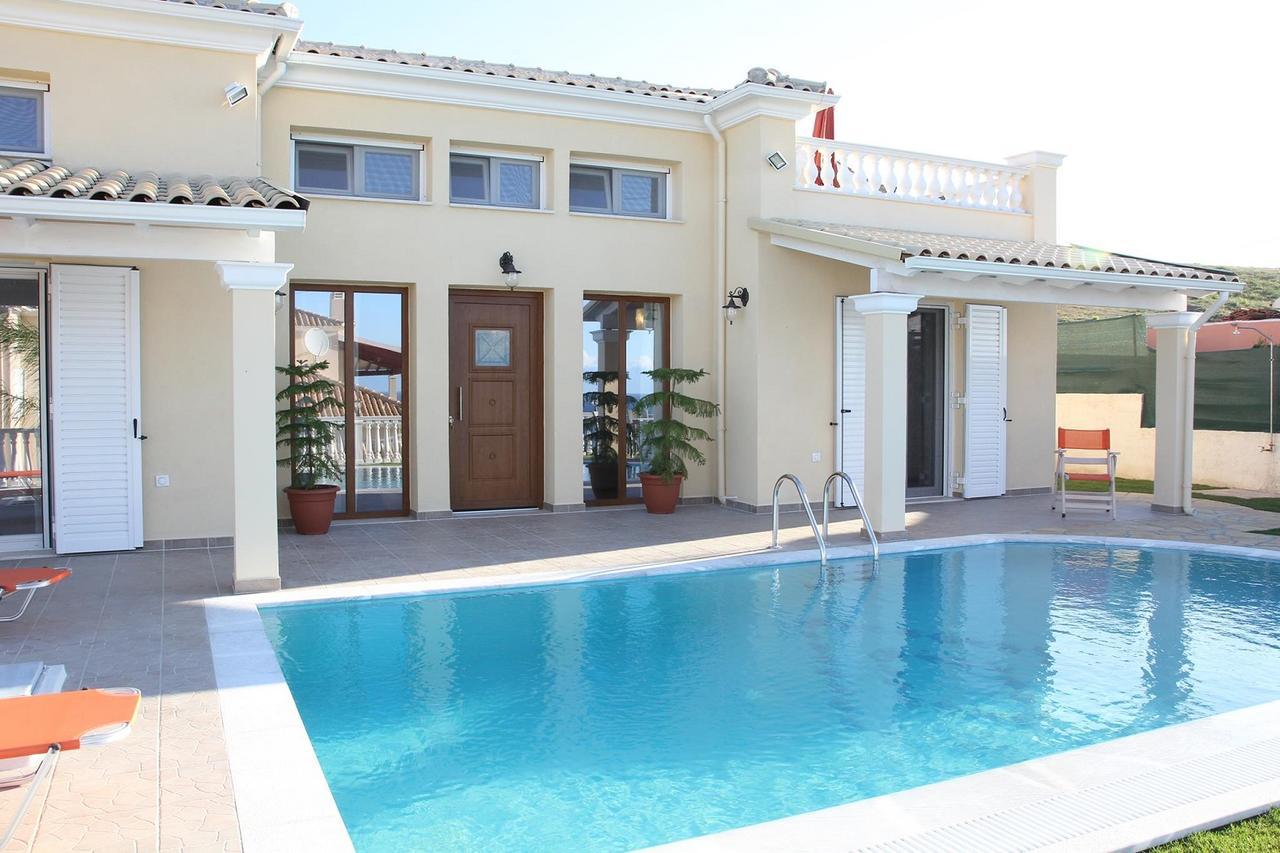 Villa De La Mer Agios Stefanos Avliotes  Екстер'єр фото